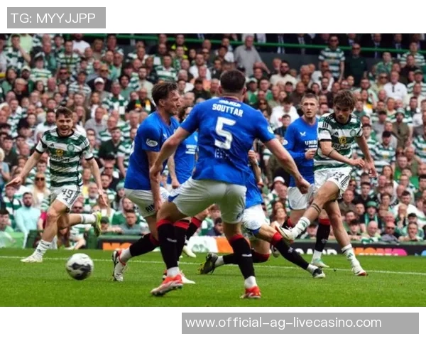 畅享免费足球直播软件带你领略精彩赛事瞬间与实时比分更新 畅享免费足球直播软件带你领略精彩赛事瞬间与实时比分更新