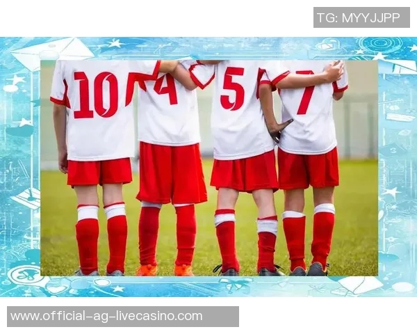 踢足球的乐趣在于团队合作与个人成长的完美结合 踢足球的乐趣在于团队合作与个人成长的完美结合